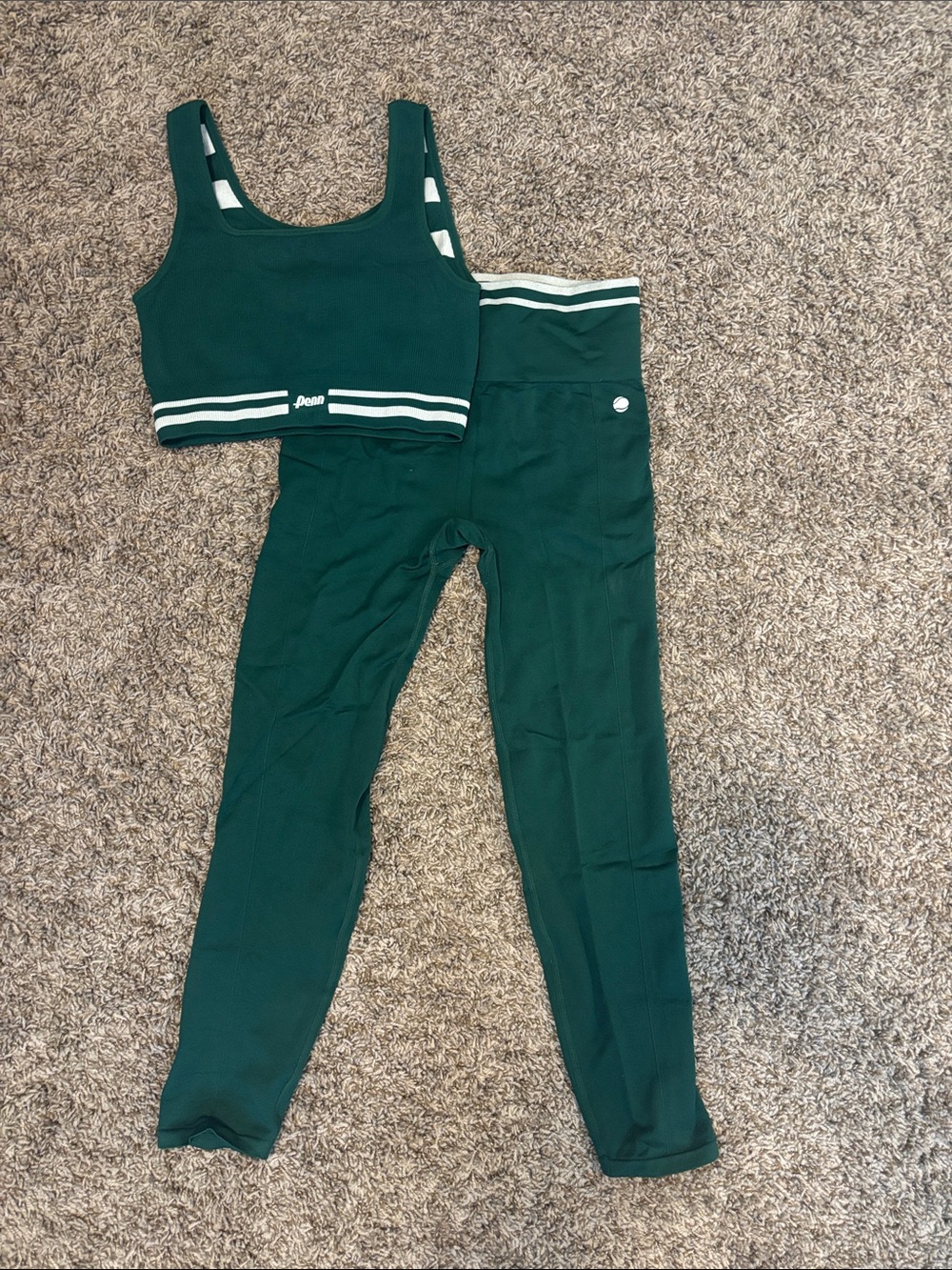 Penn Deep Green High-Rise Leggings & Sports Bra Set